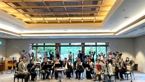 秋の音楽ボランティア演奏を行いました！