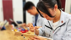 高校生の頃の私と現在の私 ―生活面・メンタル面での変化―